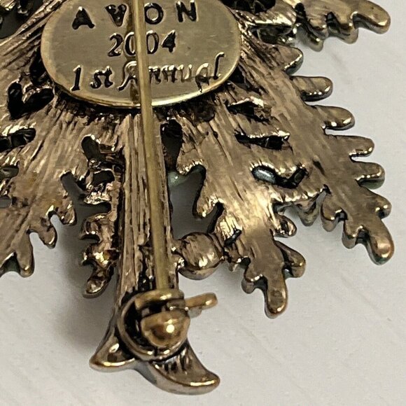AVON Christmas Tree pin Brooch Enamel Rhinestones 1st Annual Holiday 2004 2.25” - Picture 10 of 12
